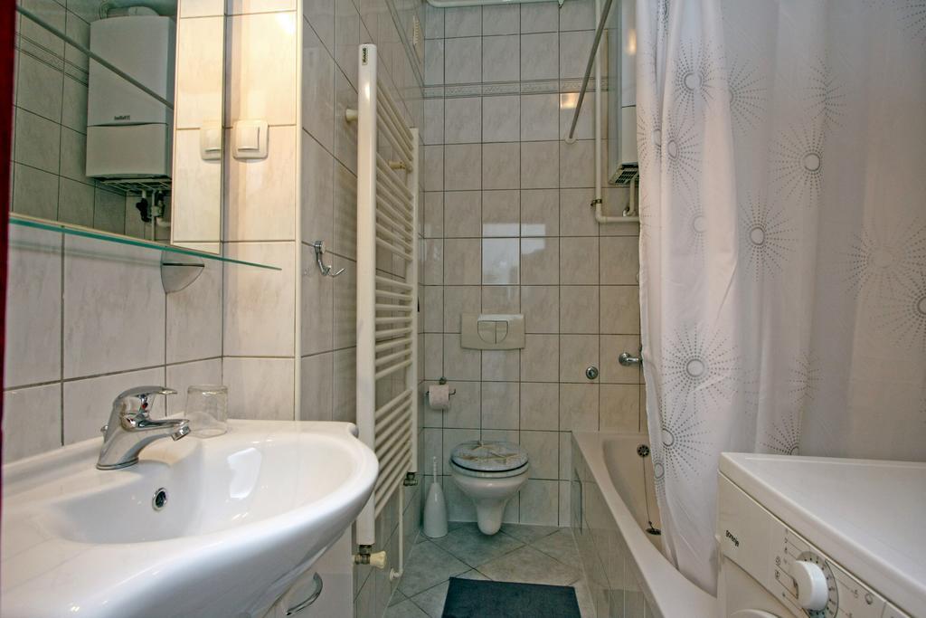 Lisinski Apartment With Private Parking Apartment *